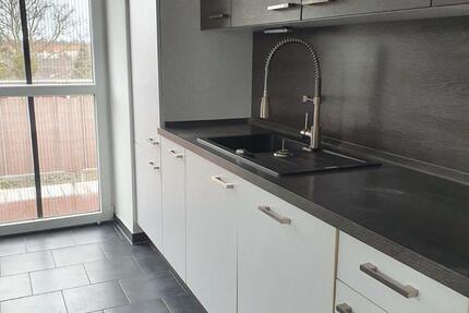 Wohnung Zerbst (Anhalt) - 3 Zimmer, 66 m&sup2;, 561&euro; | Angebot:25403582