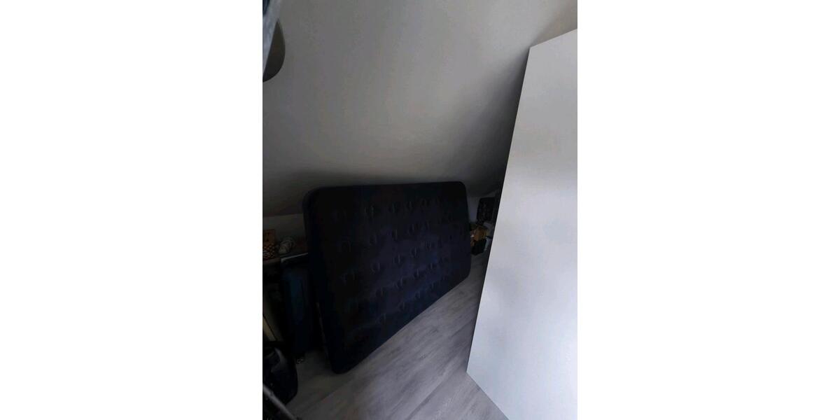 Dachgeschoßwohnung Kaufungen - 2 Zimmer, 59 m&sup2;, 525&euro; | Angebot:25449494