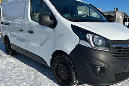 Opel Vivaro 185.000 km 6.999 &euro; Rostock 18106