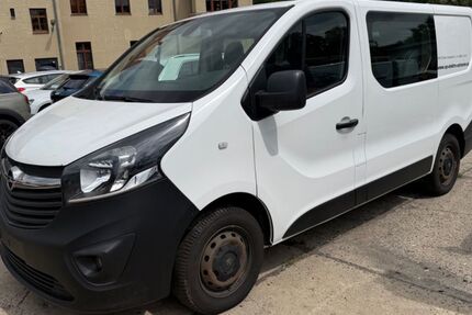 Opel Vivaro 94.000 km 10.499 &euro; Görlitz 02828
