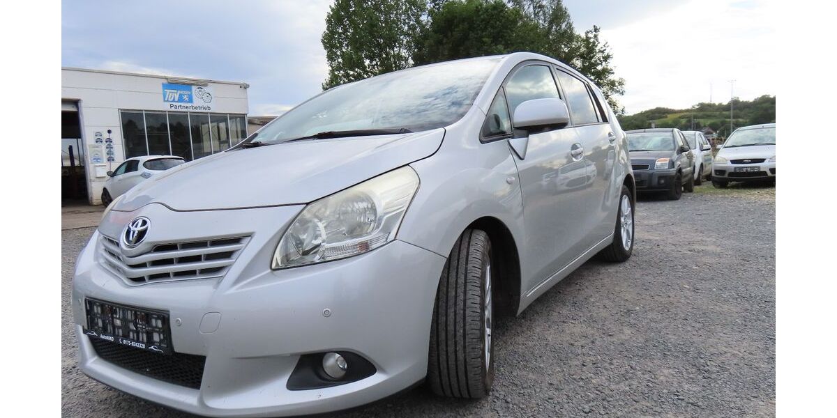 Toyota Verso 161.000 km 6.900 &euro; Nidda 63667