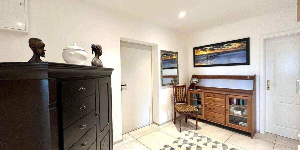 Etagenwohnung Tönning - 3 Zimmer, 109 m&sup2;, 219.000&euro; | Angebot:25672920
