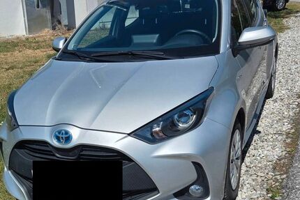 Toyota Yaris 38.000 km 11.400 &euro; Bergisch Gladbach 51469