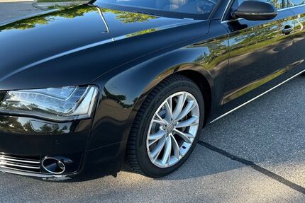 Audi A8 221.500 km 17.700 &euro; Hallbergmoos 85399