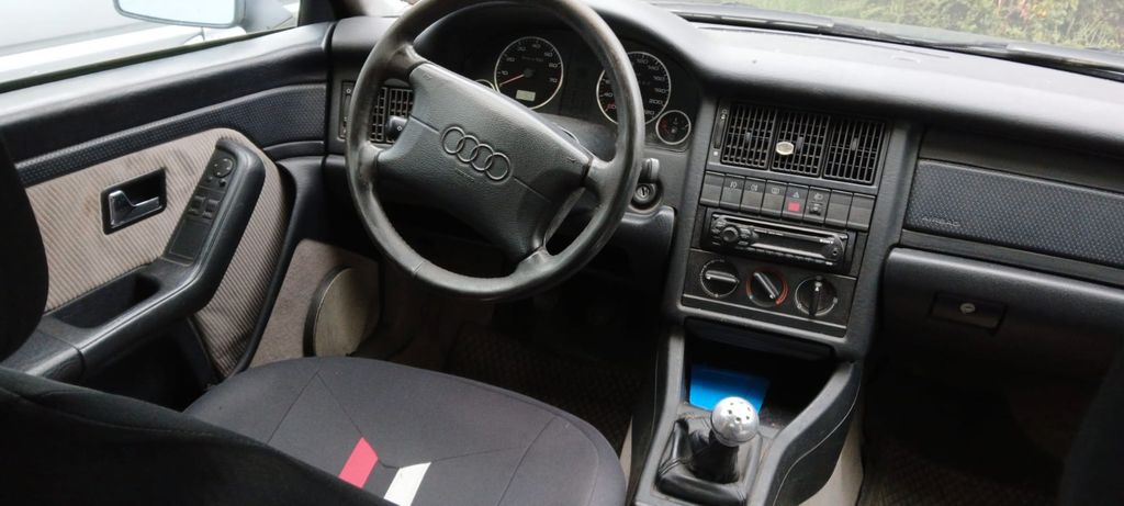 Audi 80 300.000 km 2.000 &euro; Zimmern unter der Burg 72369