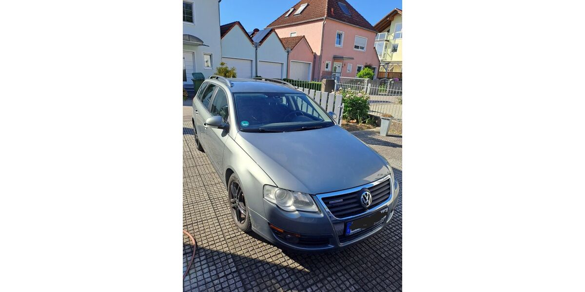 VW Passat Variant 232.800 km 3.200 &euro; Lenting 85101
