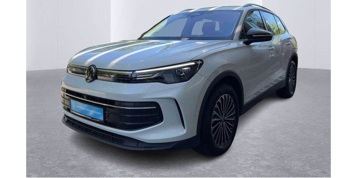 VW Tiguan 13.437 km 35.990 &euro; Hamburg 22111