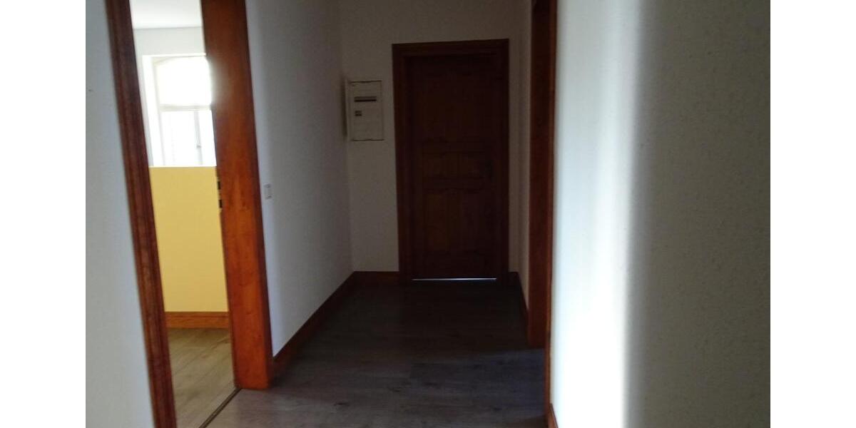 Etagenwohnung Guben - 3 Zimmer, 92 m&sup2;, 500&euro; | Angebot:25418214