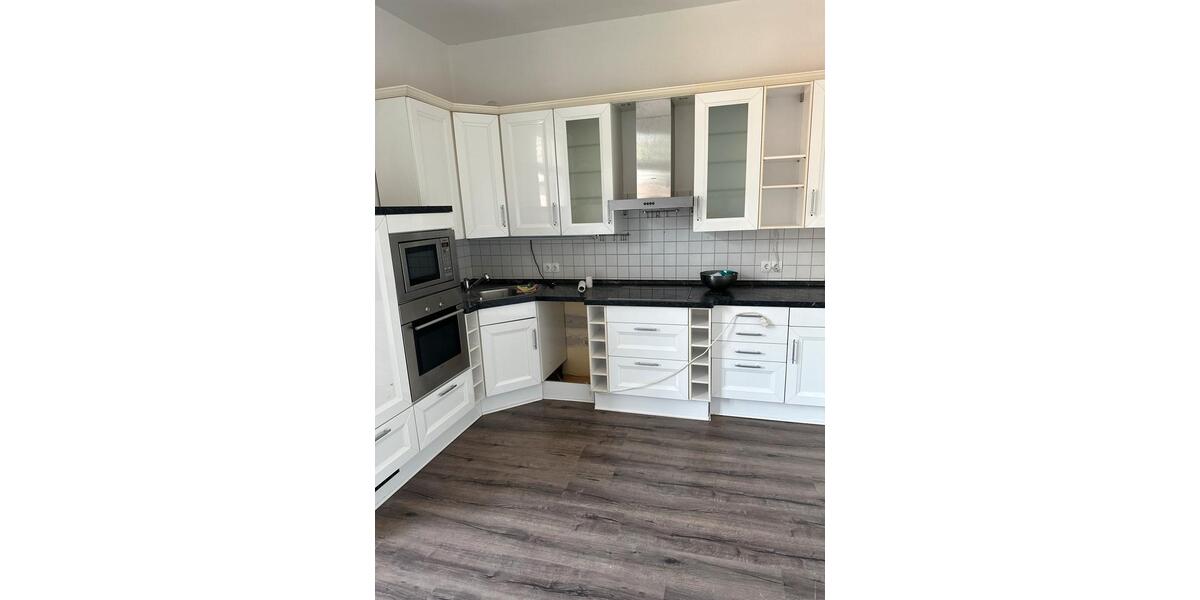 Etagenwohnung Delmenhorst Deichhorst - 4 Zimmer, 150 m&sup2;, 1.165&euro; | Angebot:25415059