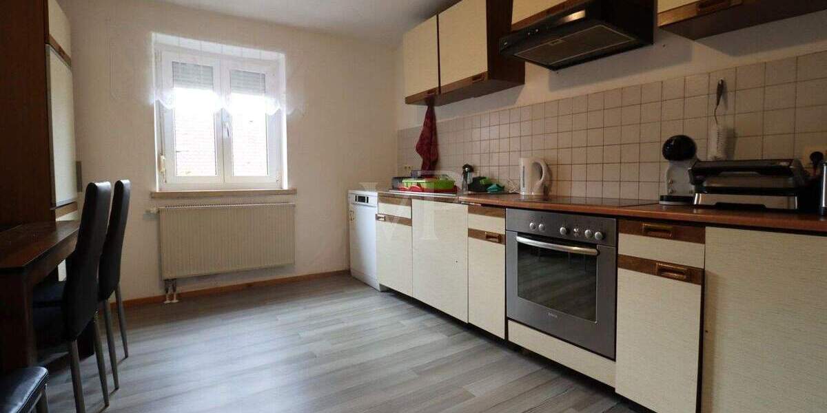 Mehrfamilienhaus, Wohnhaus Bechhofen - 8 Zimmer, 232 m&sup2;, 579.000&euro; | Angebot:25668512
