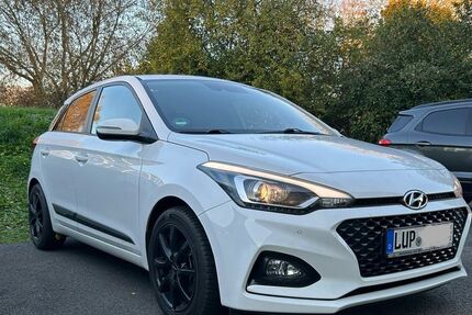 Hyundai i20 56.000 km 13.999 &euro; Boizenburg 19258