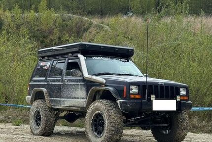 Jeep Cherokee 300.907 km 6.499 &euro; Augsburg 86152