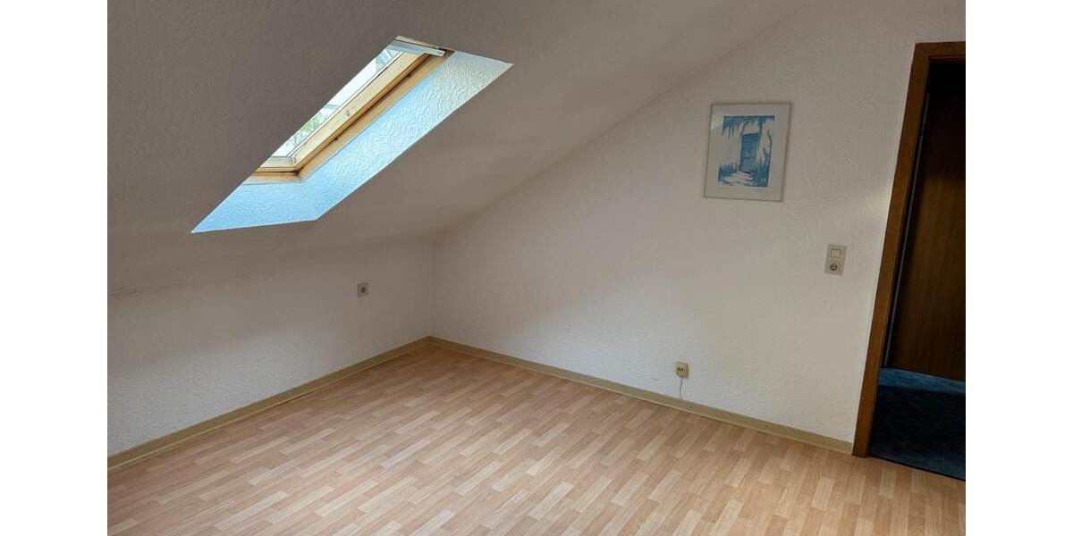 Dachgeschoßwohnung Osterode am Harz - 2 Zimmer, 55 m&sup2;, 450&euro; | Angebot:26330381