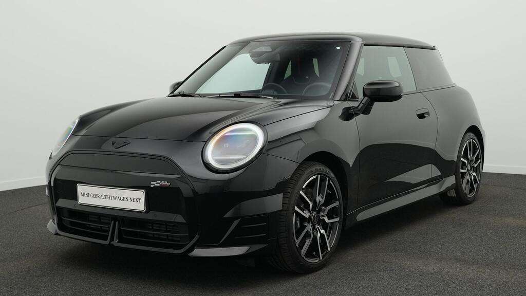 Mini Cooper E 4.766 km 33.514 &euro; München 80788