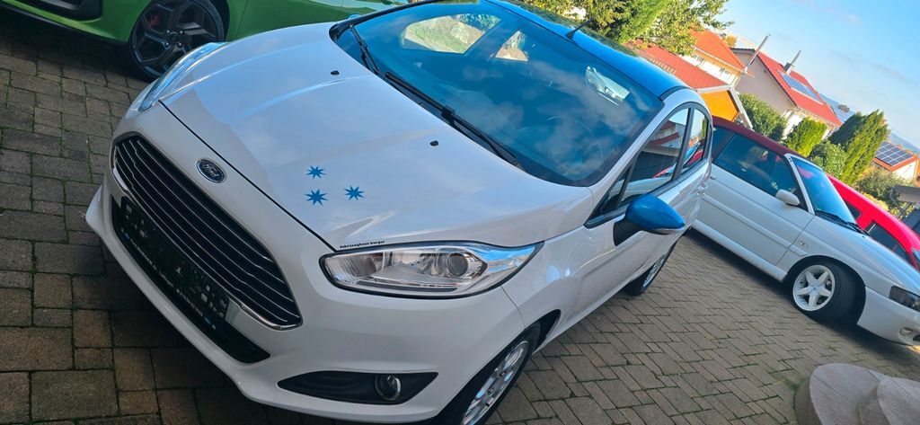 Ford Fiesta 73.800 km 8.300 € Donaueschingen 78166