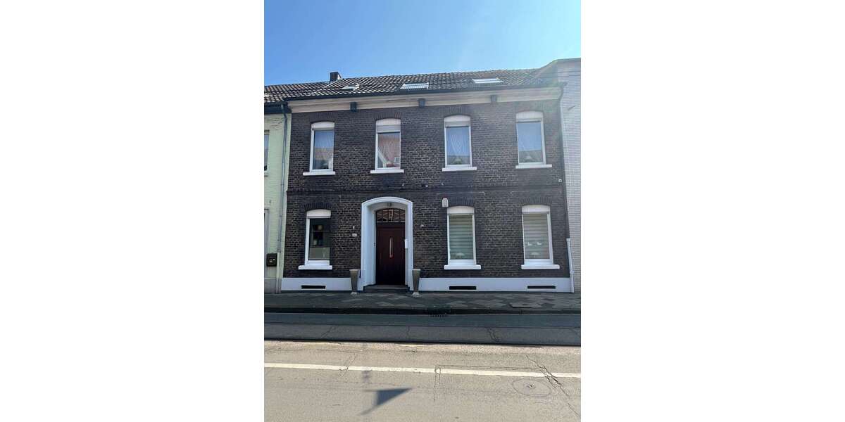 Haus zum Kaufen in Krefeld 397.000 € 200 m² 6 zimmer