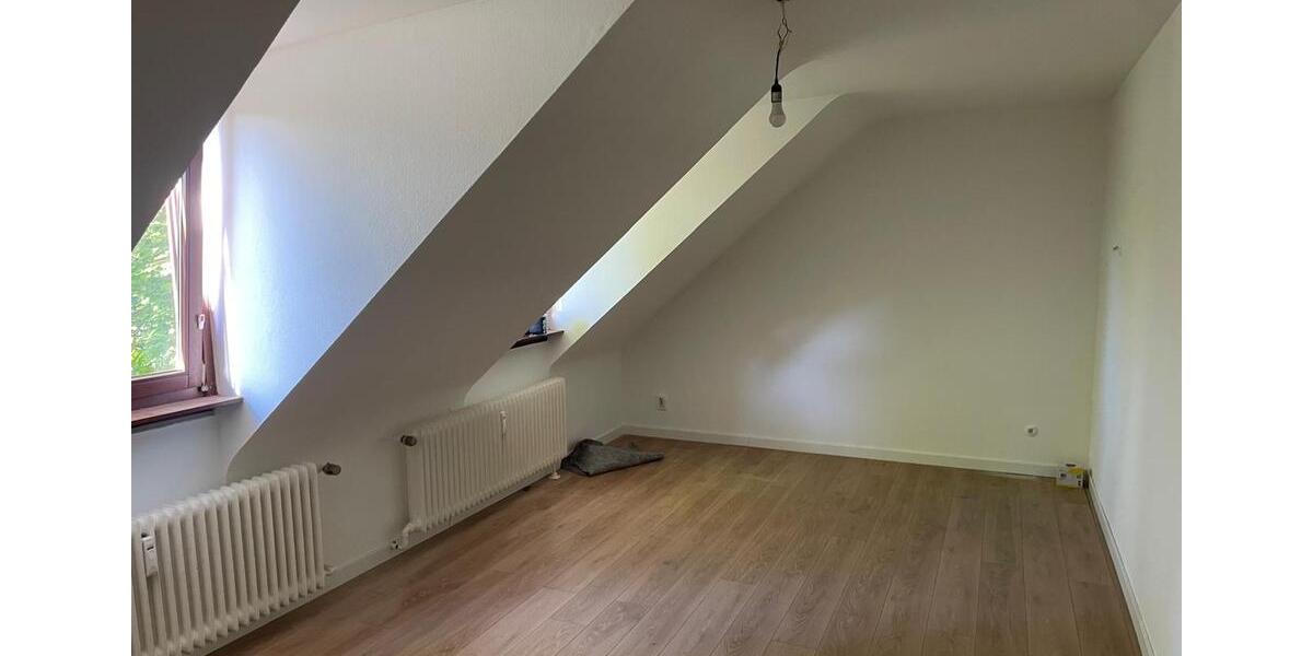 Etagenwohnung Würselen - 3 Zimmer, 90 m&sup2;, 450&euro; | Angebot:26391598