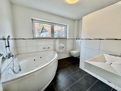 PREISHAMMER MIT AUSSICHT SUCHT NEUEN EIGENTÜMER - Maisonettenwohnung Inzlingen | Angebot:27016528