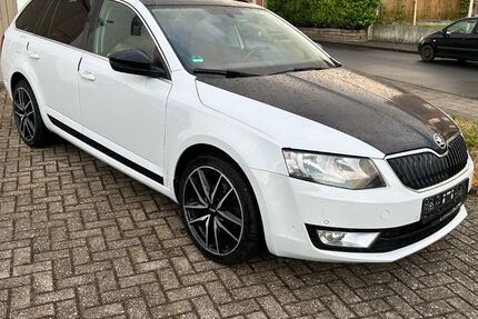 Skoda Octavia 229.000 km 5.490 &euro; Übach 52531