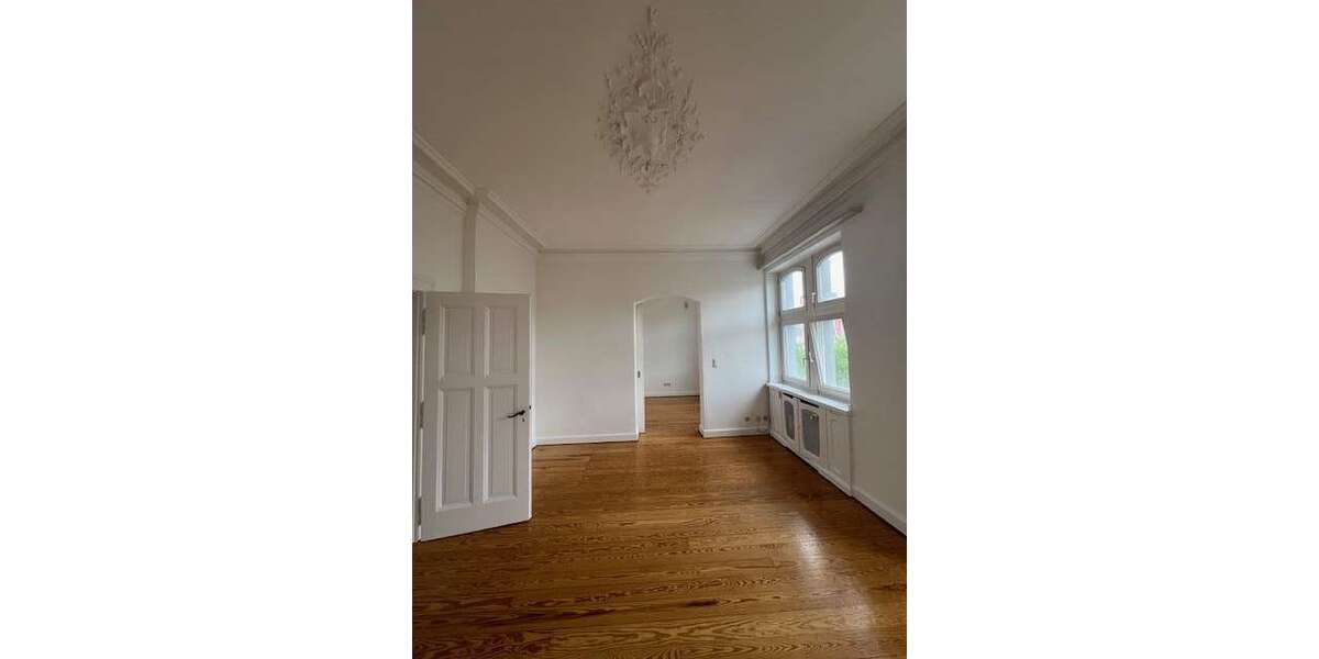 Wohnung zum Mieten in Aachen 1.310 € 131 m² 4 zimmer