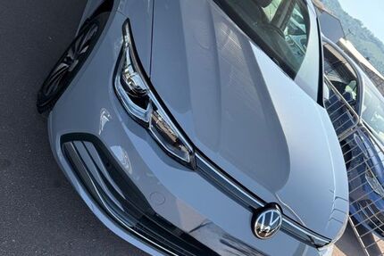 VW Golf 32.981 km 27.250 &euro; Tawern 54456