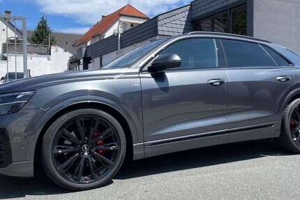 Audi Q8 1.100 km 88.990 € Flörsheim am Main 65439