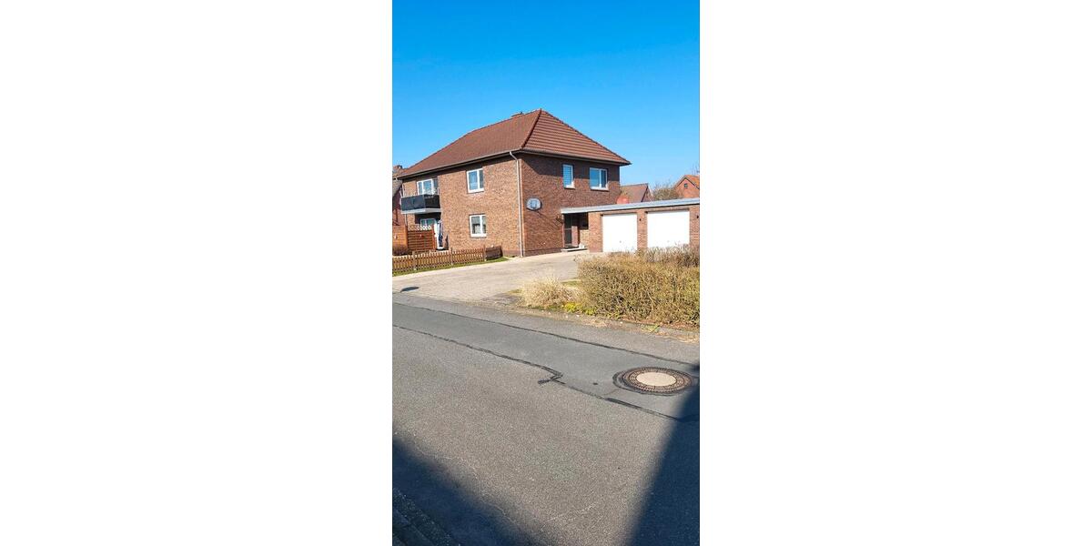 Erdgeschoßwohnung Schortens - 4 Zimmer, 97 m&sup2;, 600&euro; | Angebot:25365354