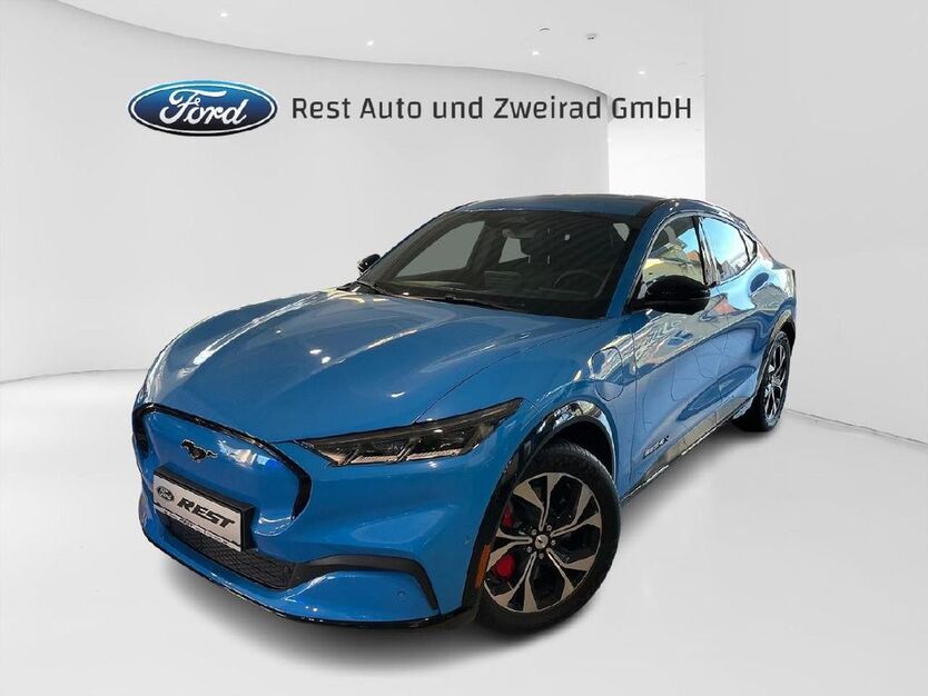 Ford Mustang Mach-E 1.240 km 56.990 € Achern 77855