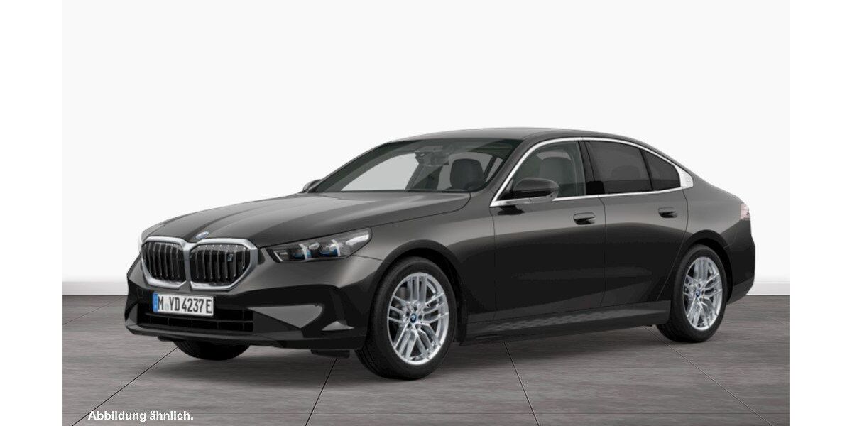 BMW i5 21.989 km 44.980 &euro; Saarbrücken 66121