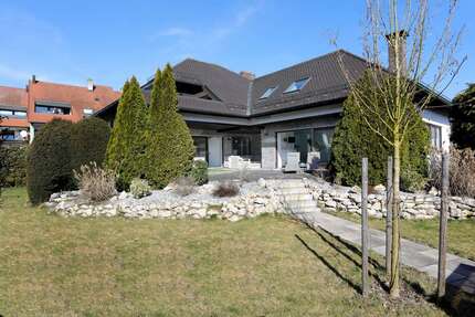 Haus Landshut Landshut-West - 6 Zimmer, 240 m&sup2;, 3.000&euro; | Angebot:27648555