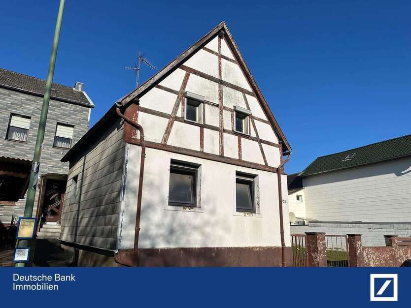 Haus zum Kaufen in Düren 128.000 € 75 m²