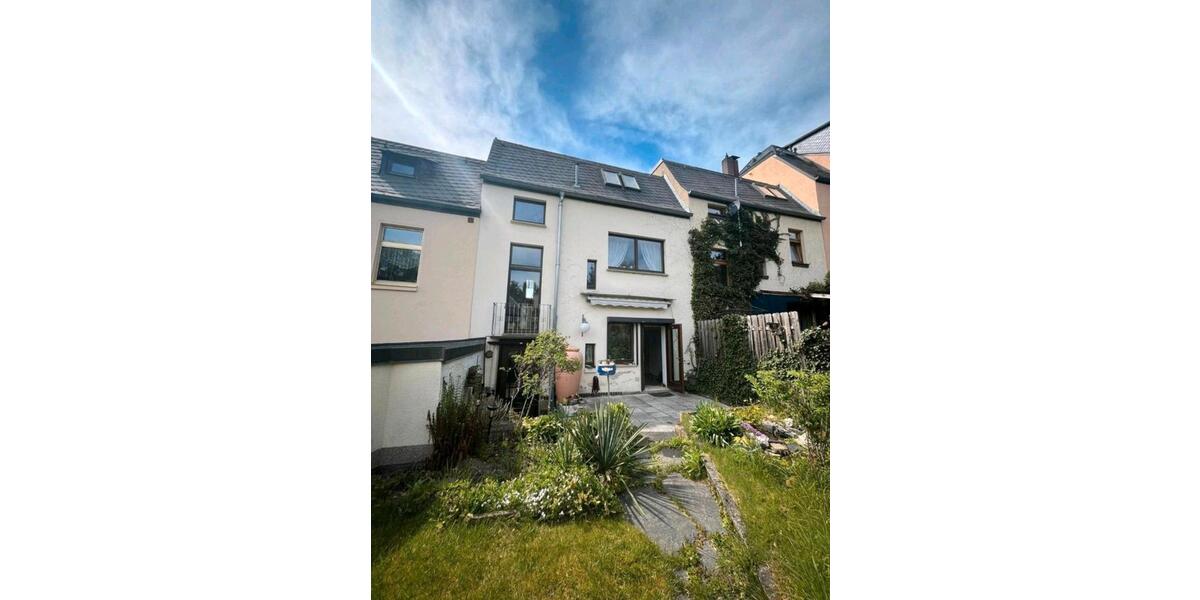 Reihenhaus Reichenbach im Vogtland - 6 Zimmer, 140 m&sup2;, 130.000&euro; | Angebot:25418602