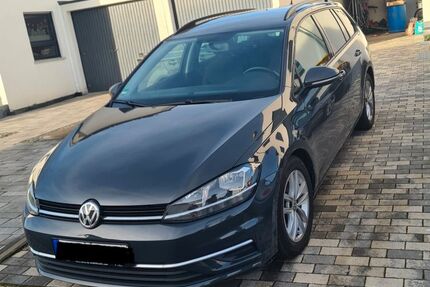 VW Golf 206.000 km 7.900 &euro; Neustadt Weinstraße 67433
