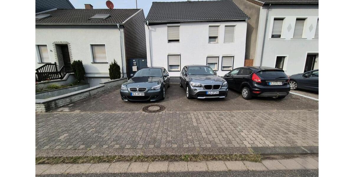 Kleines freistehendes Einfamilienhaus, Handwerkerhaus 5 zimmer