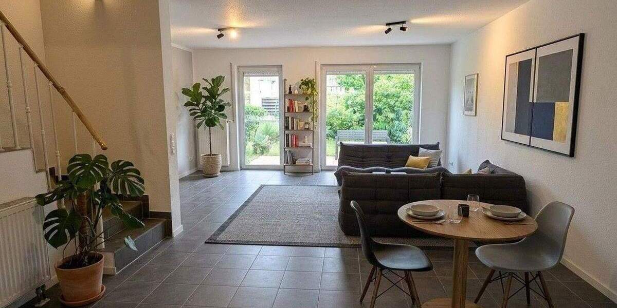 Reihenendhaus Neustadt Mußbach Mußbach - 5 Zimmer, 155 m&sup2;, 1.750&euro; | Angebot:25948103