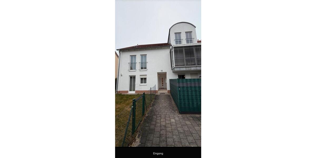 Dachgeschoßwohnung Ingolstadt Friedrichshofen-Hollerstauden - 2 Zimmer, 59 m&sup2;, 850&euro; | Angebot:26181940