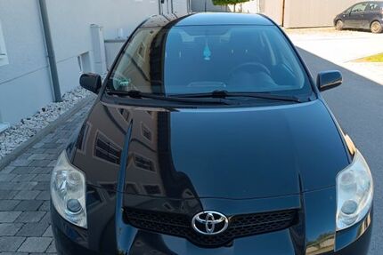 Toyota Auris 265.000 km 2.500 &euro; Ainring 83404