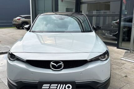 Mazda MX-30 10.331 km 19.090 € Oberhausen 46149