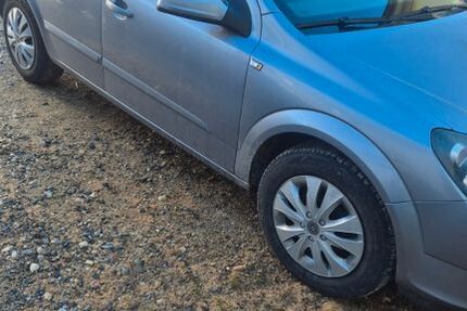 Opel Astra 74.000 km 2.000 &euro; Buchheim 88637