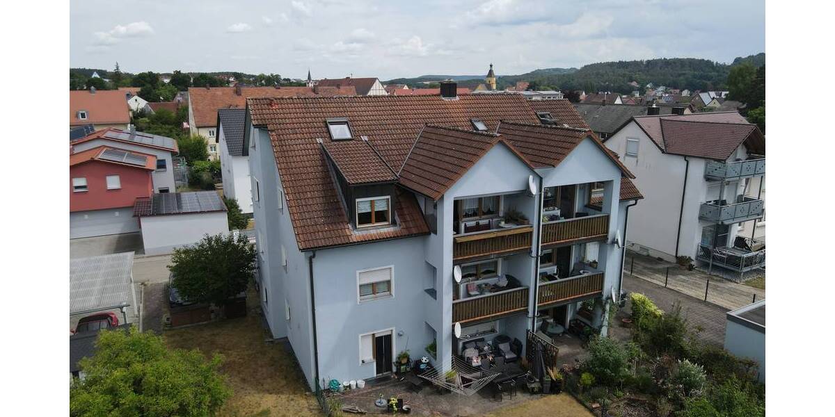 4,5-Zimmer-Eigentumswohnung mit Balkon und KFZ-Stellplatz 4 zimmer