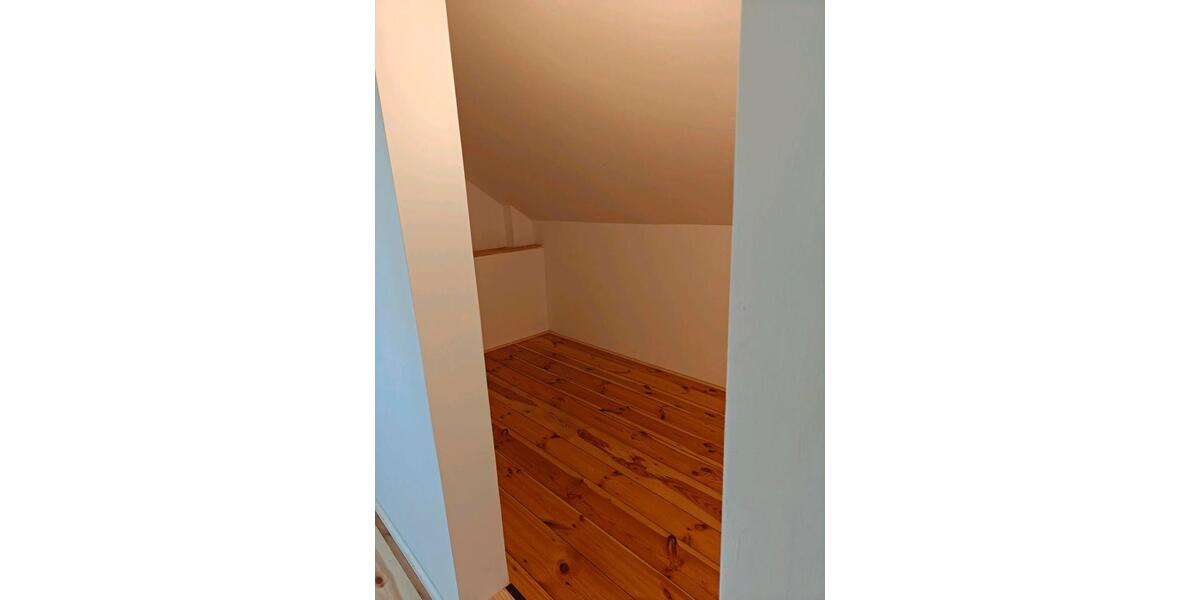 Einfamilienhaus Großräschen - 6.5 Zimmer, 135 m&sup2;, 1.425&euro; | Angebot:25048153