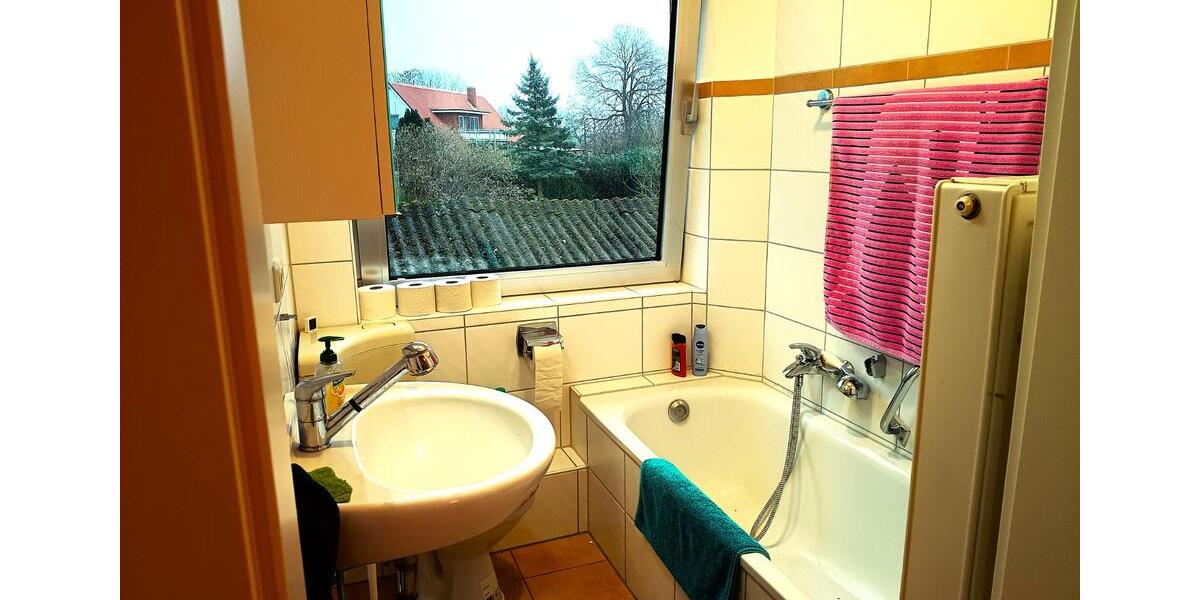 Dachgeschoßwohnung Drochtersen - 1 Zimmer, 15 m&sup2;, 250&euro; | Angebot:24336850