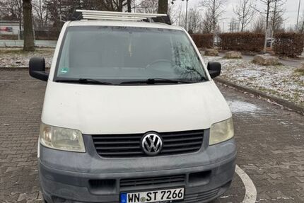 VW T5 Transporter 240.000 km 5.200 &euro; Fellbach 70734