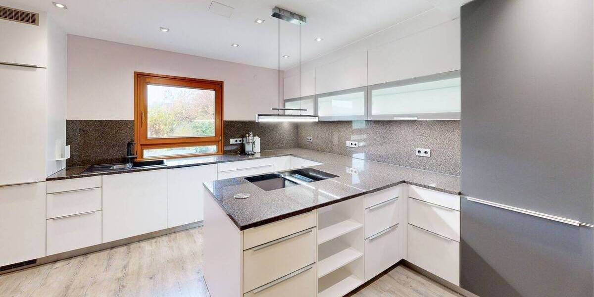Mehrfamilienhaus, Wohnhaus Bad Mergentheim Neunkirchen - 9 Zimmer, 283 m&sup2;, 645.000&euro; | Angebot:26834408