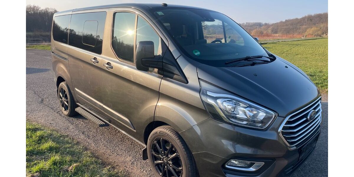 Ford Tourneo Custom 76.800 km 24.299 &euro; Grimma OT Kaditzsch 04668