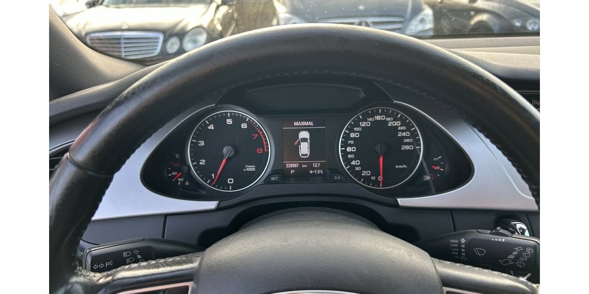 Audi A4 Allroad 2.0 TFSI S-Tronic Bi-Xenon Navi LED 228.900 km 10.500 &euro; Altdorf 84032