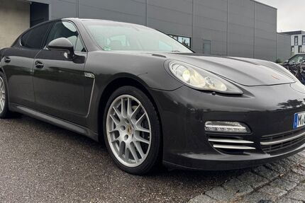 Porsche Panamera 199.870 km 24.900 € Unterföhring 85774