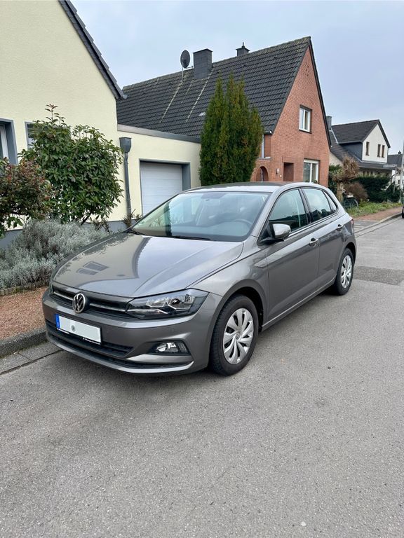 VW Polo 20.726 km 12.900 € Korschenbroich 41342