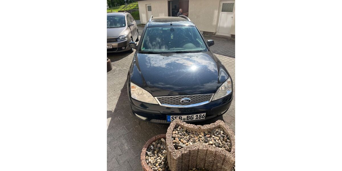 Ford Mondeo 156.146 km 3.500 &euro; Sebnitz 01855