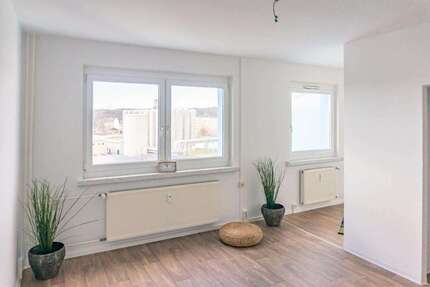 Wohnung Chemnitz Zentrum - 1 Zimmer, 32 m&sup2;, 200&euro; | Angebot:26838428